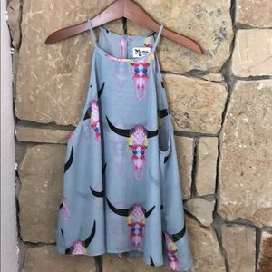 Show me your mumu tank. Small.